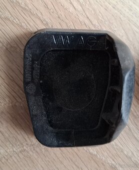 Plastové kryty na pedale - 3