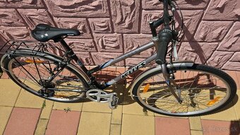 Trekingový bicykel Kellys Athena - 3