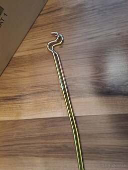 Felicia podpera kapoty - 3