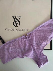 Victoria’s Secret spodné prádlo, veľkosť M - 3