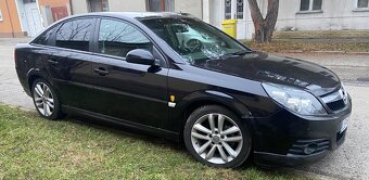 Vectra GTS 1,9 110kW 6AT r.05 370tis - 3
