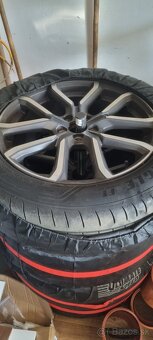 Zdravím predám elektróny z volva xc60 235/55 R19 - 3