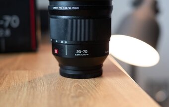 Panasonic Lumix S PRO 24-70mm f/2.8 - 3
