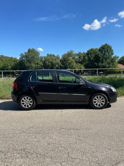 Volkswagen Golf 5 1.9 TDI 77KW - 3