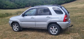 KIA SPORTAGE 2,0 CRDI 4x4 - 3