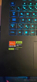 ASUS ROG Strix SCAR 17 - 3