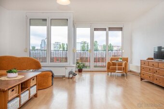 1i byt-BA /Ružinov, 59,70 + 7,8 m2 lóggia + 2,8 m2 pivnica - 3