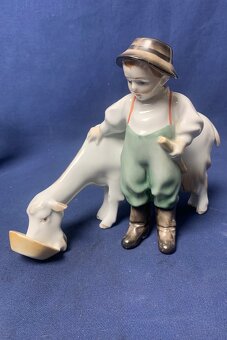 Zbierka porcelánovych sošek Zsolnay - 3