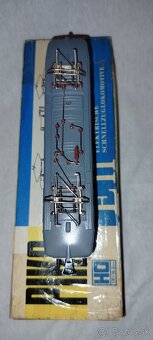 Elektrická lokomotíva E 11 022 - 3