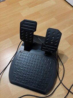 Thrustmaster Ferrari Red Legend Edition - 3