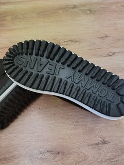 Snehule Tommy jeans veľ. 40 - 3