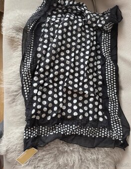 Michael Kors šatka - 3