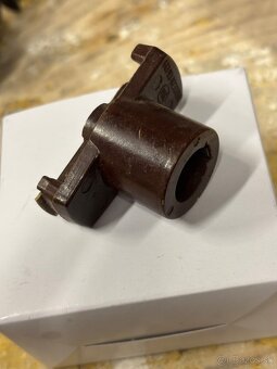 palec rozdeľovača škoda 120 - 3