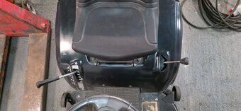 Traktorová kosačka. - 3