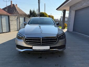 Mercedes-Benz E trieda Sedan - 3