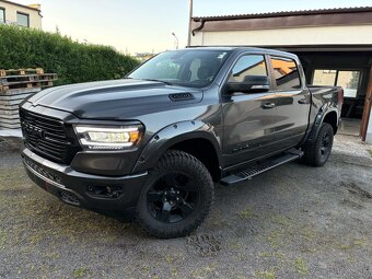 Dodge RAM 5.7 4x4 TUNING, SPORT, BLACK EDITION - 3