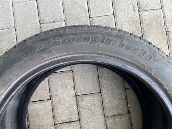 225/45R17 - 3