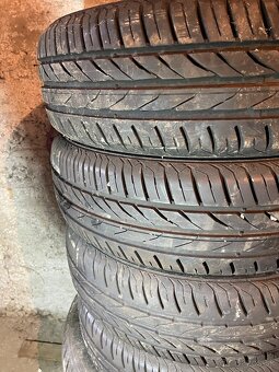 185/65r15 - 3