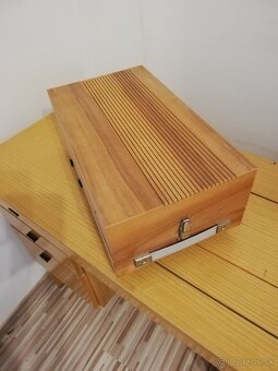 Kufríkový gramofon Tesla GZ 711 - 3