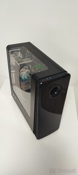 PC: AMD Ryzen 7 3700X, GTX 1650, 32GB RAM, SSD - 3
