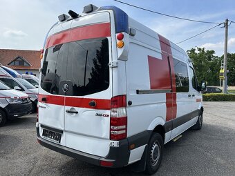 Mercedes-Benz Sprinter 2.2 CDI Sanitné vozidlo - automat - 3