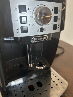 De'Longhi Magnifica S - 3