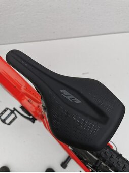 E-bike KTM Macina Race 271 vo veľkosti L. 1210 - 3