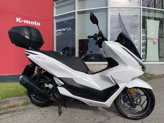 Honda PCX 125 + 35l Smart Top Box - 3