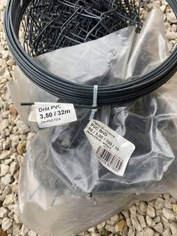 Pletivo 4hranne ,3mm drôt ,1m vysoké - 3