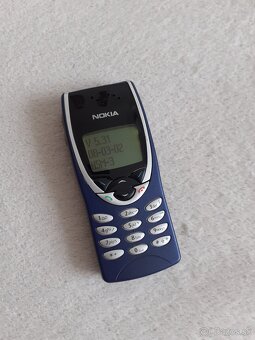 NOKIA 8210 - 3