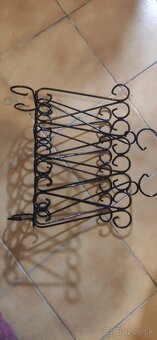 Stojan na časopisy - 3