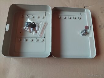 skrinka na klúče VOREL - 3