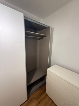 Satnikova skrina - 3