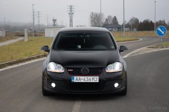 Volkswagen Golf GTI - 3
