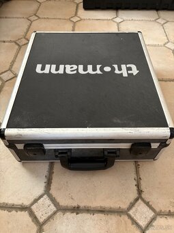 Soundcraft EPM 8 + thomann case EPM8 - 3