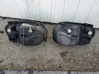 Predné svetlá VW Golf 4 - 3