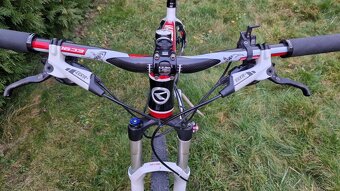 Karbonovy bicykel Kellys Mystery - 3