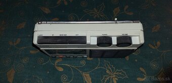 Staré rádio LCD RADIO-CLOCK na predaj - 3