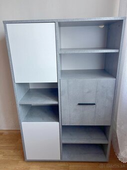 Jedálenský / Kancelársky stôl + Vitrína/ Knižnica - 3