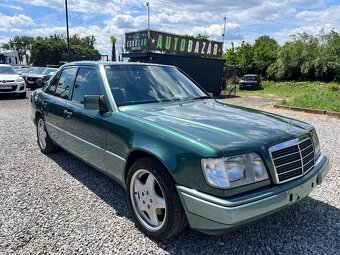 Mercedes-Benz 124 Mercedes W124 E220 - 3