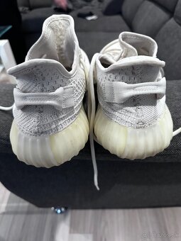 Predám Yeezy 350v2 Bone - 3
