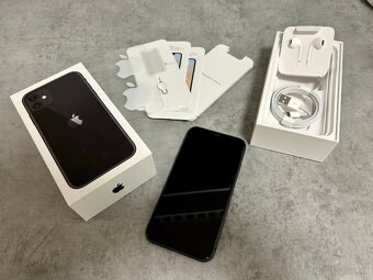 Predám iPhone 11 64gb - 3