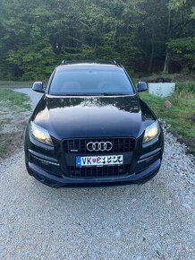 Predám Audi Q7 4.2 V8 rocnik 2012 ( 7 miestna verzia ) - 3