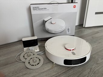 Predám Robotický vysávač Xiaomi Robot Vacuum S10+ EU - 3