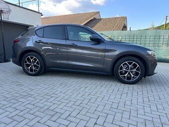 Alfa Romeo Stelvio 2.2 JTD 190k Business AWD A/T - 3