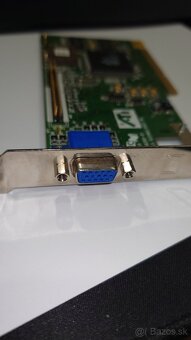 ATI Rage IIC AGP 4MB grafická karta - 3