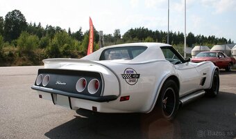 Chevrolet Corvette Stingray Coupé z roku 1974 - 3