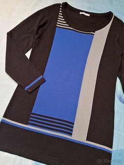 Dlhý dámsky sveter M/L - 3