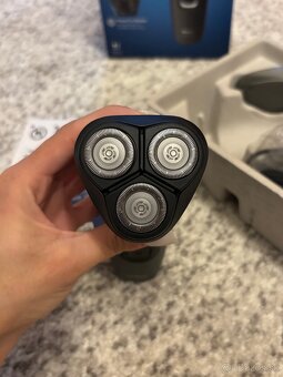 Pánsky holiaci strojček Philips Series 1000 - 3