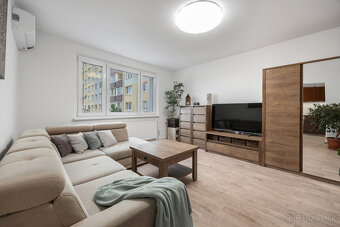 EXKLUZÍVNE na predaj – krásny 4-izbový dom vo vyhľadávanej č - 3